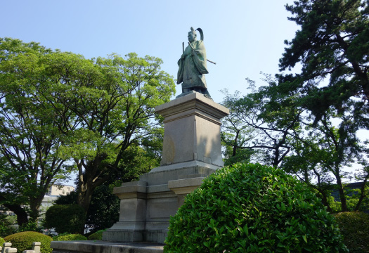 掃部山公園