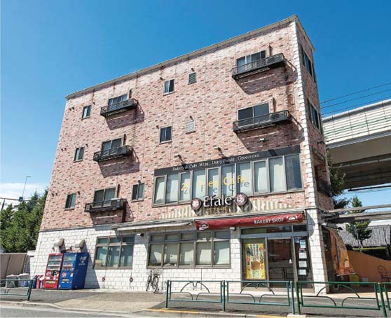 エファール河村屋西台店