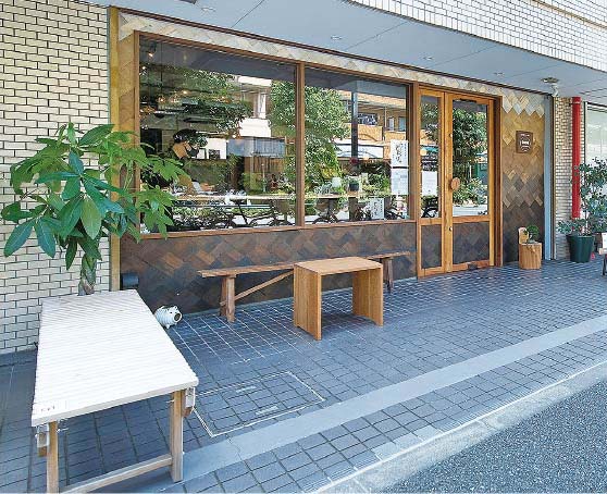 エファール河村屋西台店