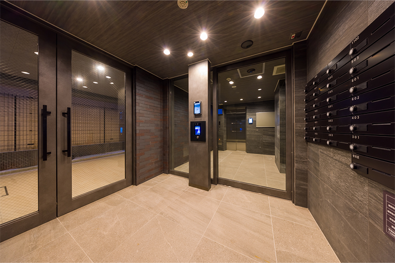 RELUXIA伊勢佐木長者町　エントランス