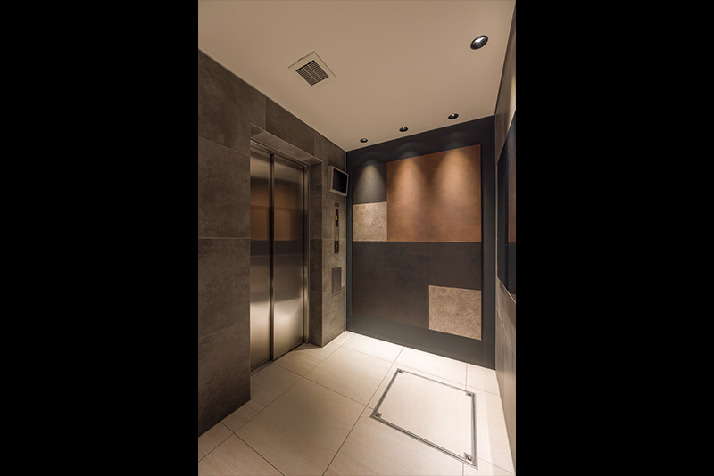 RELUXIA立石Ⅱエレベーターホール